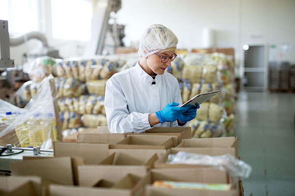 Navigating F&B Industry Challenges: Adapting to Global Shifts for Safety and Quality Assurance